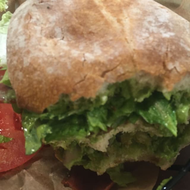 Foto del piatto “Chickpea Cutlet Club”
