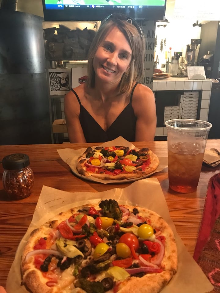 photo of Atwoods Pizza Cafe Vegan Pizza shared by @naturella on  26 Oct 2019 - review