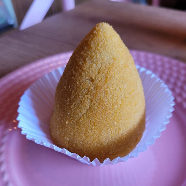 photo of Amarama Vegan Coxinha de Jaca shared by @nazinhaaa on  27 Jul 2022 - review