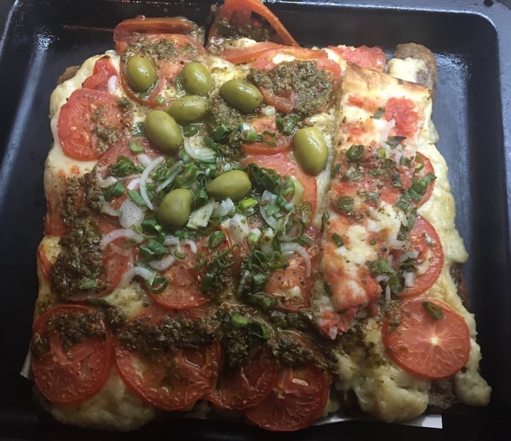 photo of Pizzas y Empanadas IL Giardino De Devoto Matambre de seitán a la napolitana shared by @julietagermano on  16 Apr 2020 - review