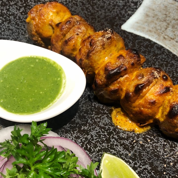 photo of Dalcheeni Hanoi Mushroom Tandoori shared by @trangdang on  21 Nov 2020 - review