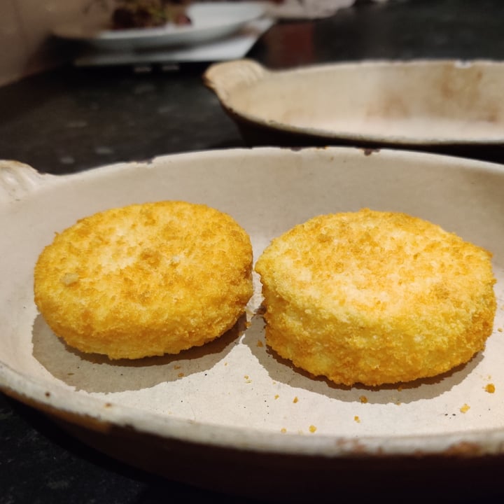 photo of Waitrose 2 breaded baking vegan melts with redcurrant relish shared by @nenehjbee on  10 Mar 2021 - review