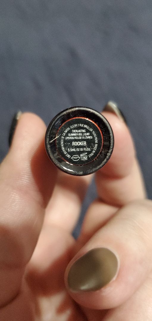 photo of KVD Beauty Everlasting Glimmer Veil - Rocker shared by @marea707 on  06 Jan 2020 - review