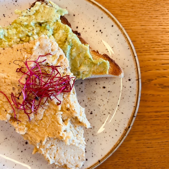 photo of Trex Ristoforno caffè Vegan Toast shared by @chiaramangili on  16 Jan 2022 - review
