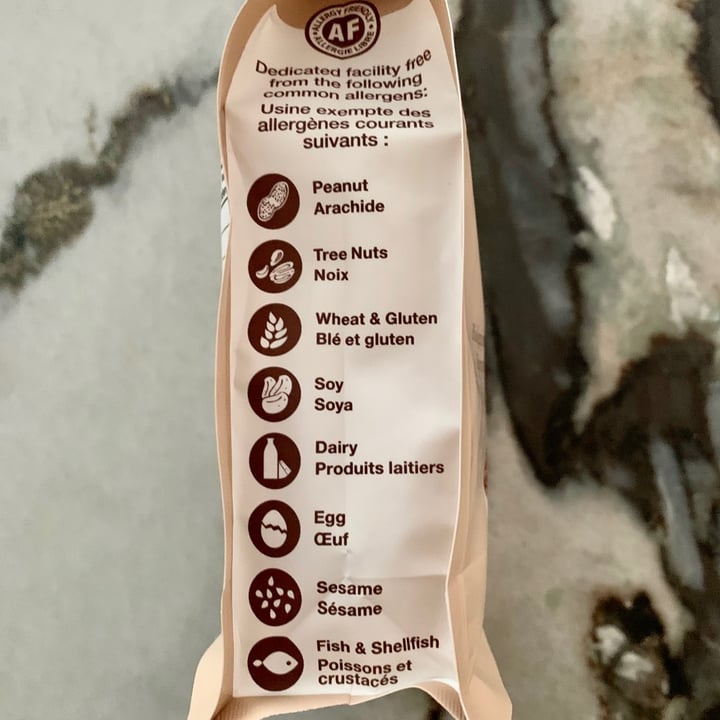 review photo of Made Good Cocoa Crunch Crispy Light Granola shared by @ieatplants on 06 May 2021 - review