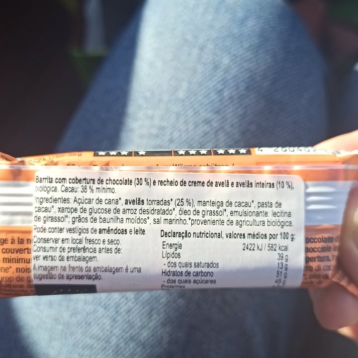 photo of Veganz Organic Hazelnut Choc Bar shared by @fernandaheck on  15 Nov 2021 - review