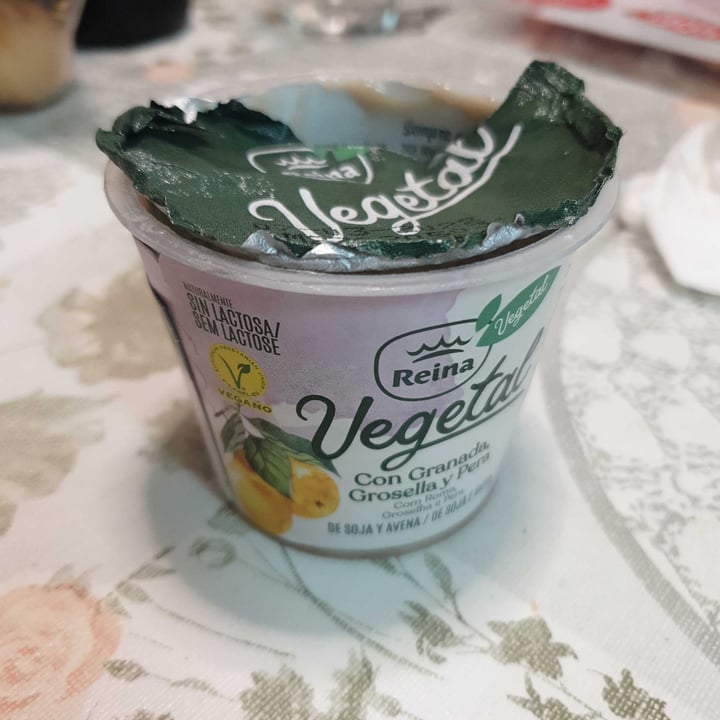 review photo of Reina Postre granada, grosella y pera shared by @felicidaddobby on 08 Mar 2022 - review