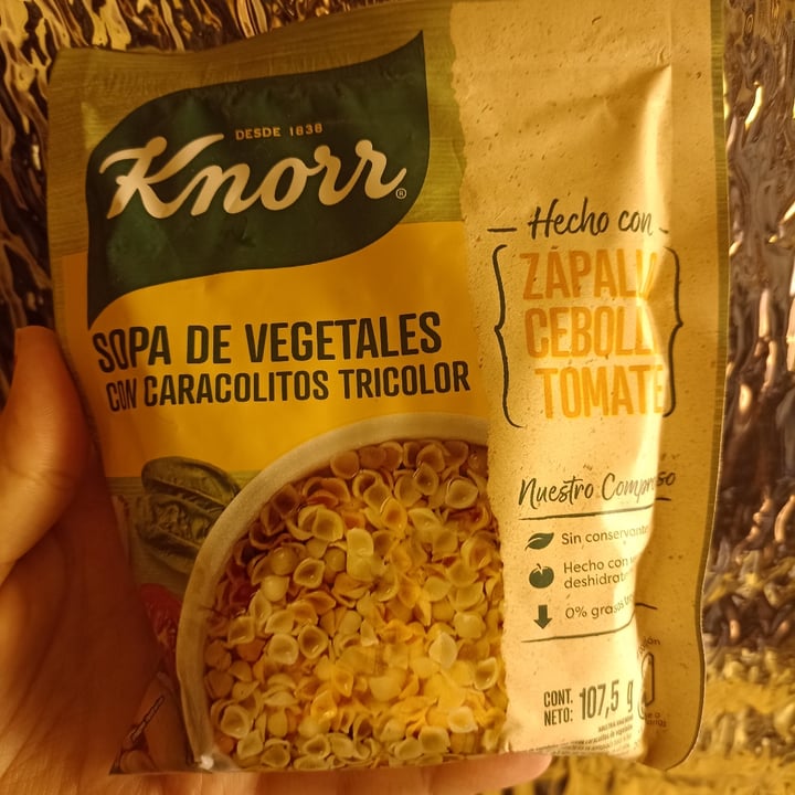 photo of Knorr Sopa De Vegetales Con Caracolitos Tricolor shared by @gimeiglesias on  23 May 2022 - review