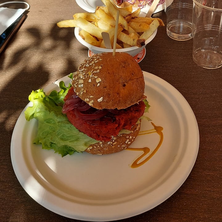 photo of Bamburger Burger Vegano E Patatine shared by @m4ngo on  23 Mar 2022 - review