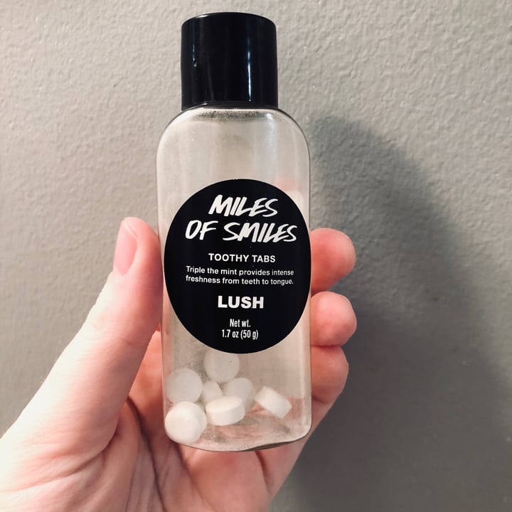 photo of LUSH Fresh Handmade Cosmetics Toothy tabs Miles Of Smiles shared by @oddrey on  21 May 2020 - review