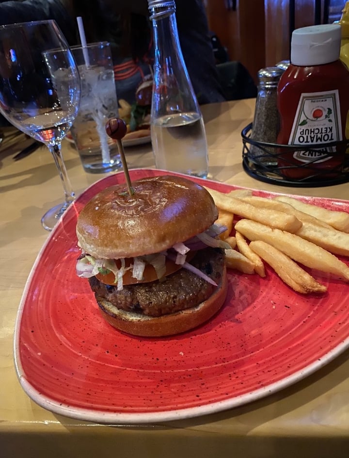 review photo of ESPN Club Vegan burger shared by @abyborra on 23 Mar 2020 - review