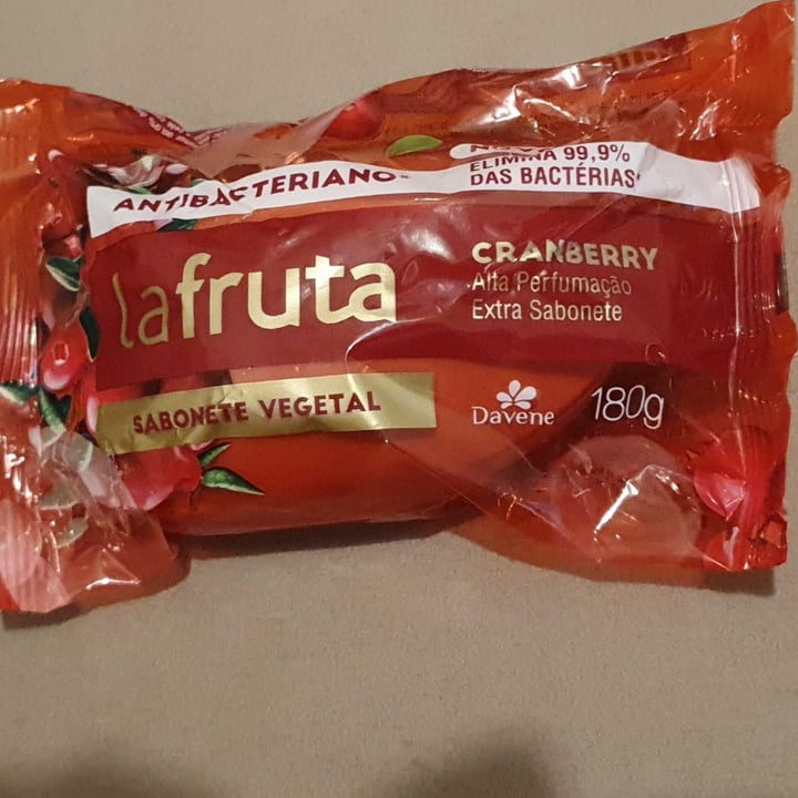 photo of Davene Sabonete La Fruta - Cranberry shared by @lemerick on  02 May 2022 - review