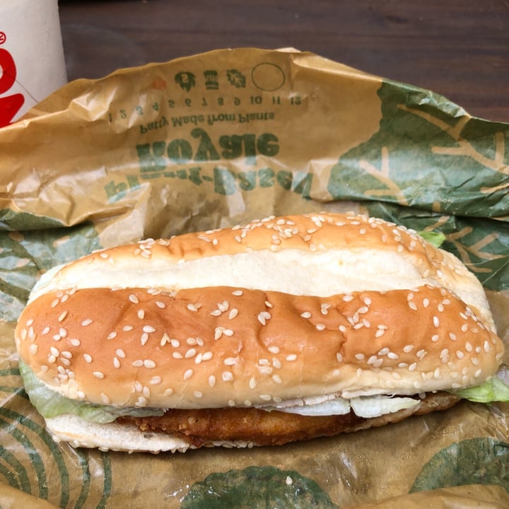 review photo of Burger King Blue Route Mall Plant Based Royale shared by @lankyveggy on 20 Oct 2021 - review