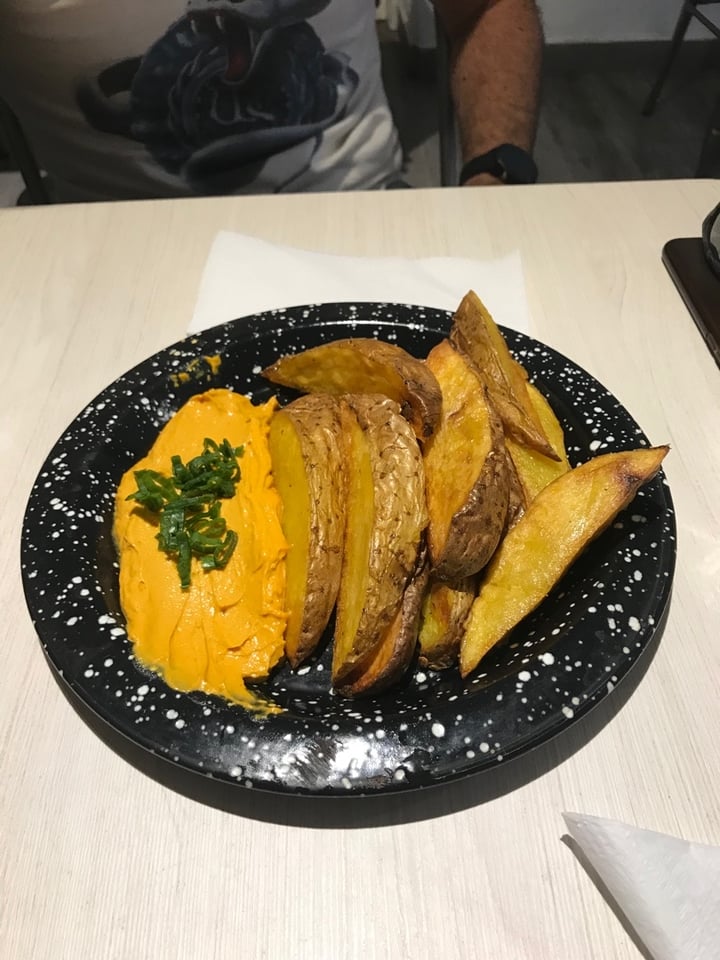 photo of Vica (Delivery Only) Papas con cheddar shared by @sechague on  18 Feb 2020 - review