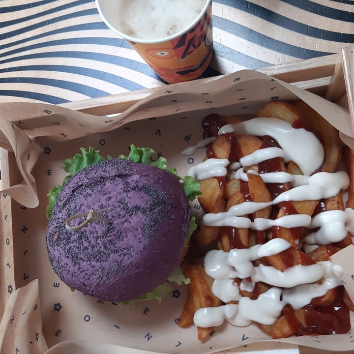 photo of Flower Burger cheesy cecio menu shared by @schid on  06 Jul 2021 - review