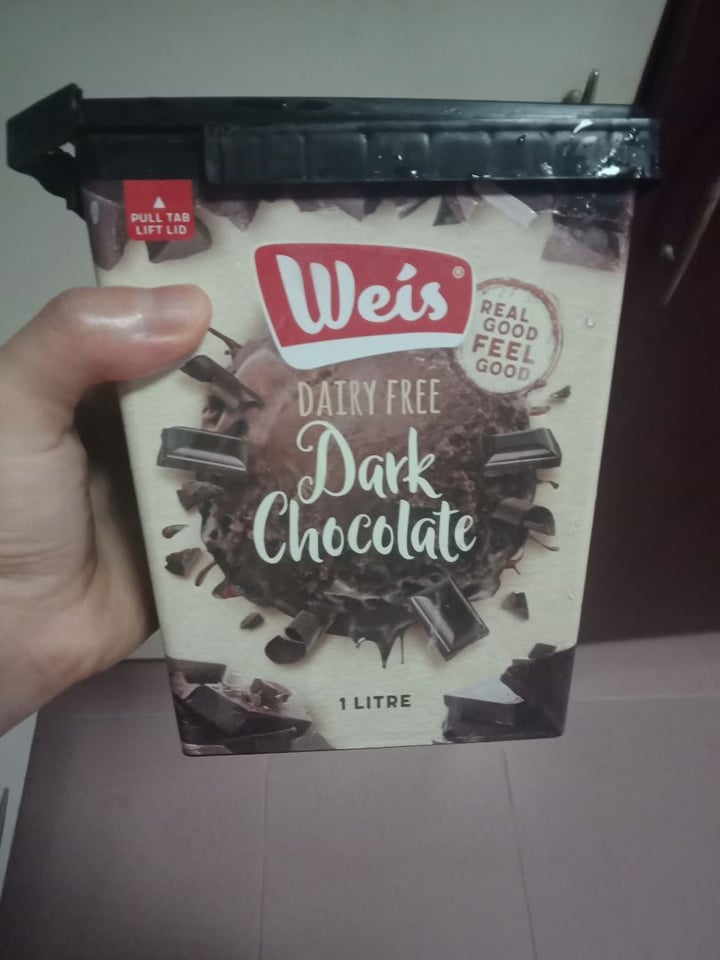 review photo of Weis Dairy Free Dark Chocolate shared by @niloaim on 11 Sep 2019 - review