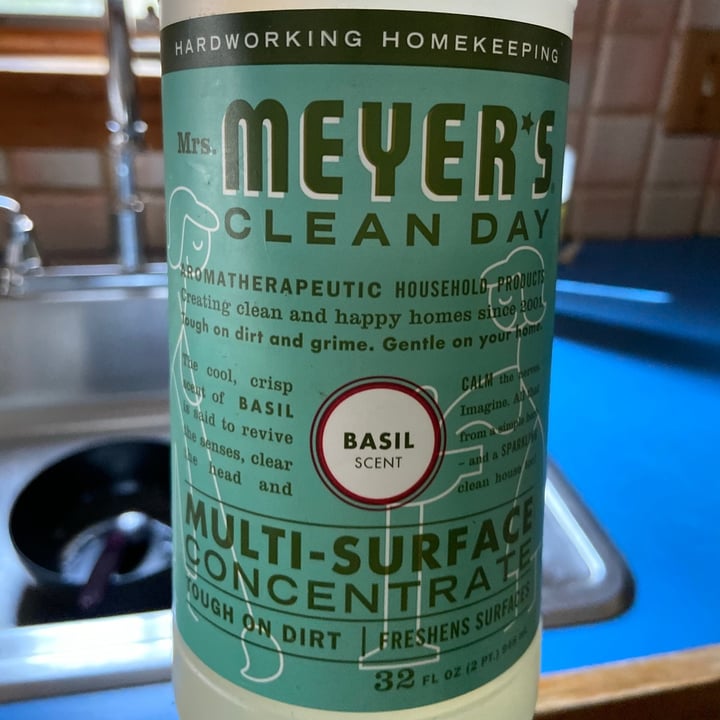 photo of Mrs. Meyer's Clean Day Multi Surface Concentrate Lemon Verbena shared by @tonim on  09 Jul 2020 - review