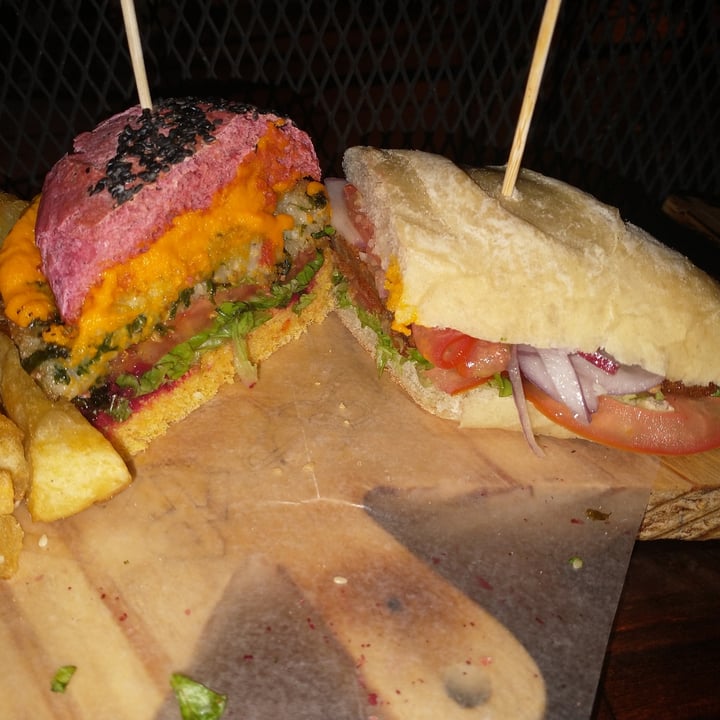 review photo of Red Frog Beer House Seitanesa con papas shared by @isaias on 29 Jan 2021 - review