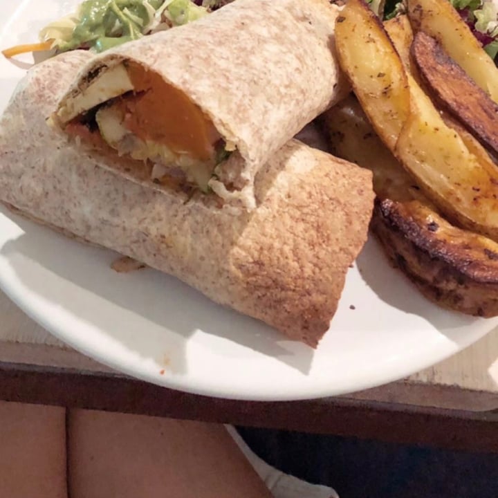 photo of Mattinata Wrap shared by @inespressable on  25 Jul 2021 - review