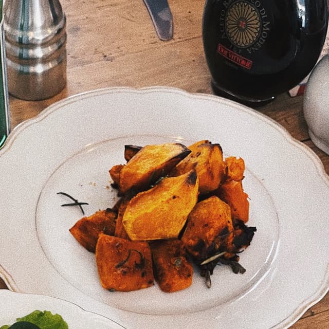菜肴“Zucca al forno”的照片