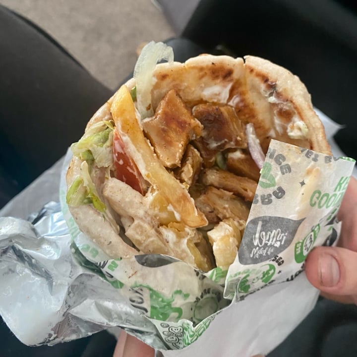 photo of What The Pitta Croydon Chicken Gyros shared by @anaaragon on  16 Jul 2022 - review