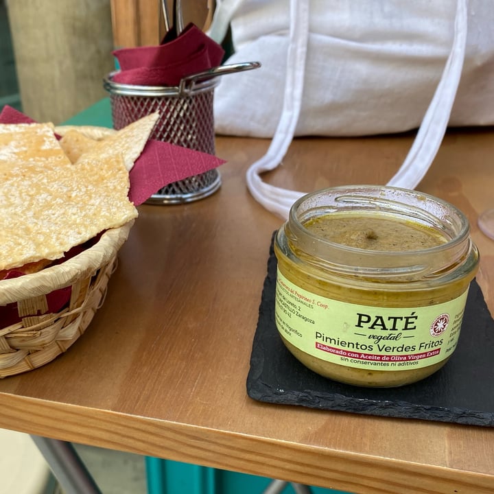 photo of Lama La Uva paté vegetal pimientos verdes fritos shared by @andrius on  15 May 2022 - review