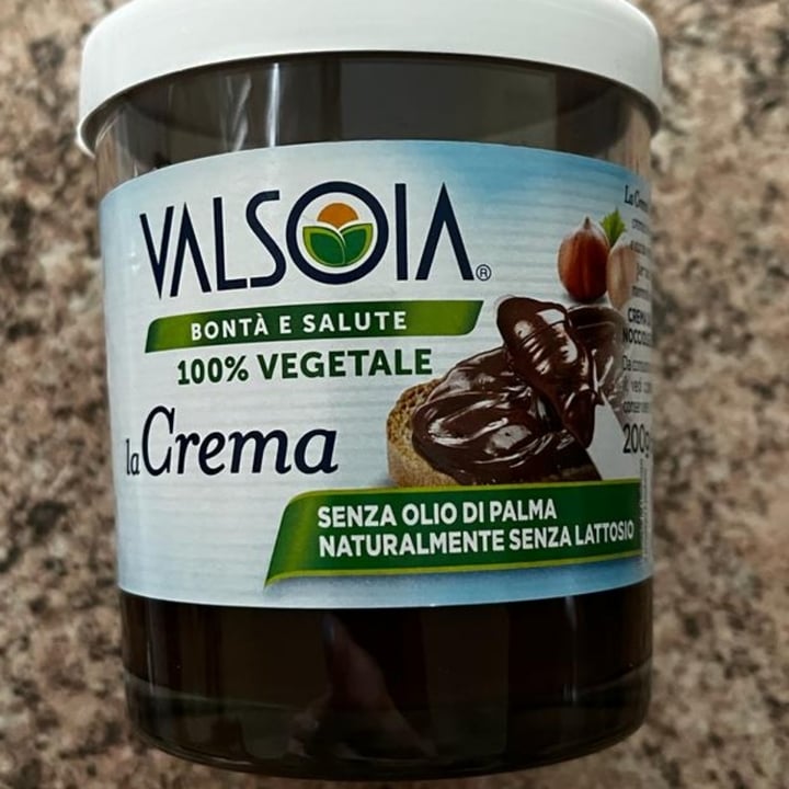 photo of Valsoia Crema alla nocciola shared by @cricri22 on  09 Apr 2022 - review
