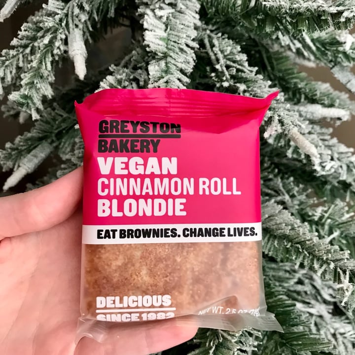 photo of Greyston Bakery Vegan Cinnamon Roll Blondie shared by @oddish on  09 Nov 2021 - review