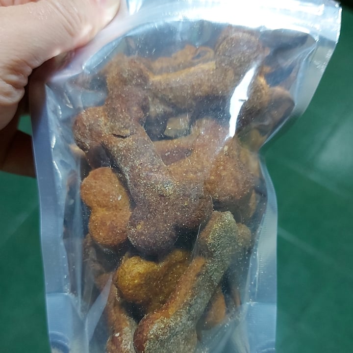 review photo of Veggie Vendetta Galletitas Para Perro shared by @santimata on 22 Aug 2021 - review