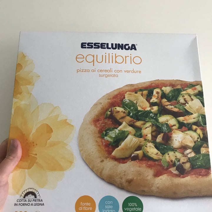 photo of  Esselunga Pizza ai cereali con verdure shared by @franci90 on  22 Apr 2022 - review