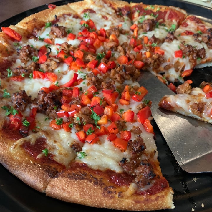photo of Boston Pizza Hungry Herbivore Pizza shared by @mmjsmiller on  06 Aug 2021 - review