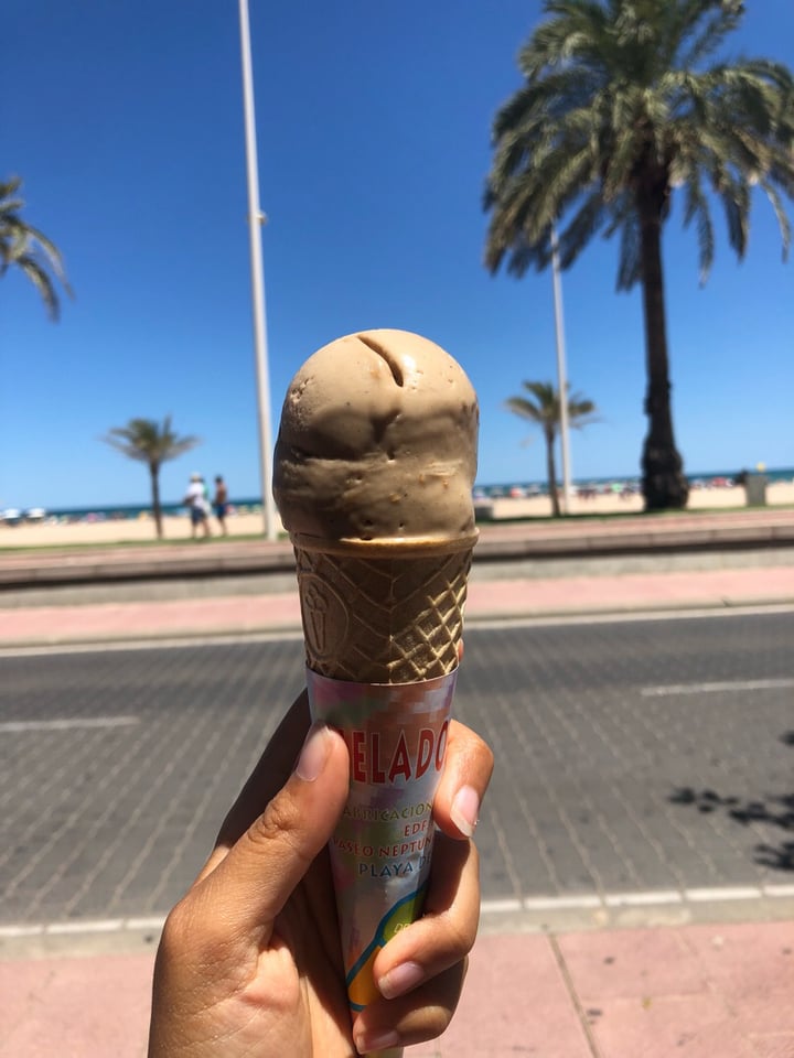 photo of Jijonenca Helado de avellanas shared by @veggielori on  01 Aug 2019 - review