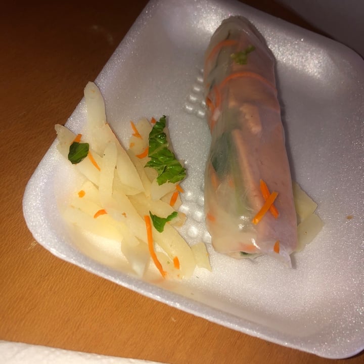 photo of Mitasie Vegan Cafe Jicama Roll shared by @magicturtlez on  26 Jul 2020 - review