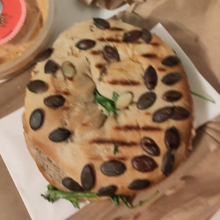 photo of Farel Bistro & Take Away Bagel with plant chicken shared by @jonathan26 on  26 Nov 2022 - review
