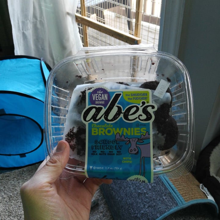 photo of Abe's Vegan Muffins Chocolate Brownies shared by @slimemoldramen on  24 Apr 2022 - review
