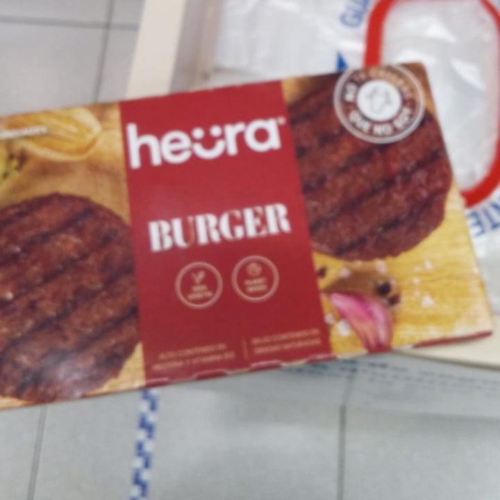 review photo of Heura Burgers Originali shared by @nuriiia03 on 20 Sep 2020 - review
