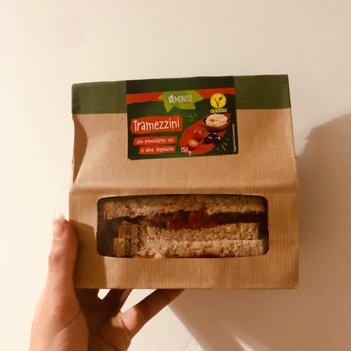 review photo of Vemondo Tramezzini con pomodorini ceci e olive shared by @azzurra21 on 09 Mar 2022 - review