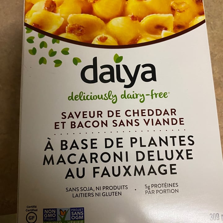 photo of Daiya Bacon and Cheddar Deluxe Cheezy Mac shared by @robmcneil on  26 Feb 2021 - review