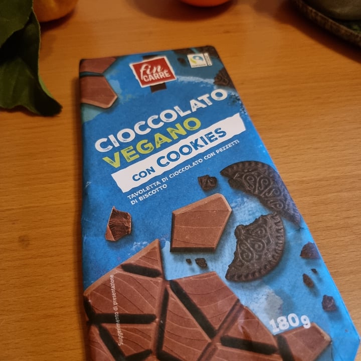 review photo of Fin Carré Chocolate con avellanas caramelizadas shared by @alessia89 on 24 Feb 2022 - review