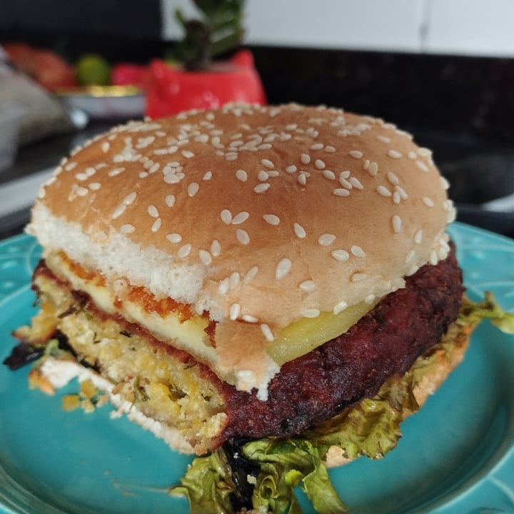 review photo of Ópera Terrana Hamburgueria Vegetariana E Vegana shared by @cibellesales on 11 Sep 2022 - review