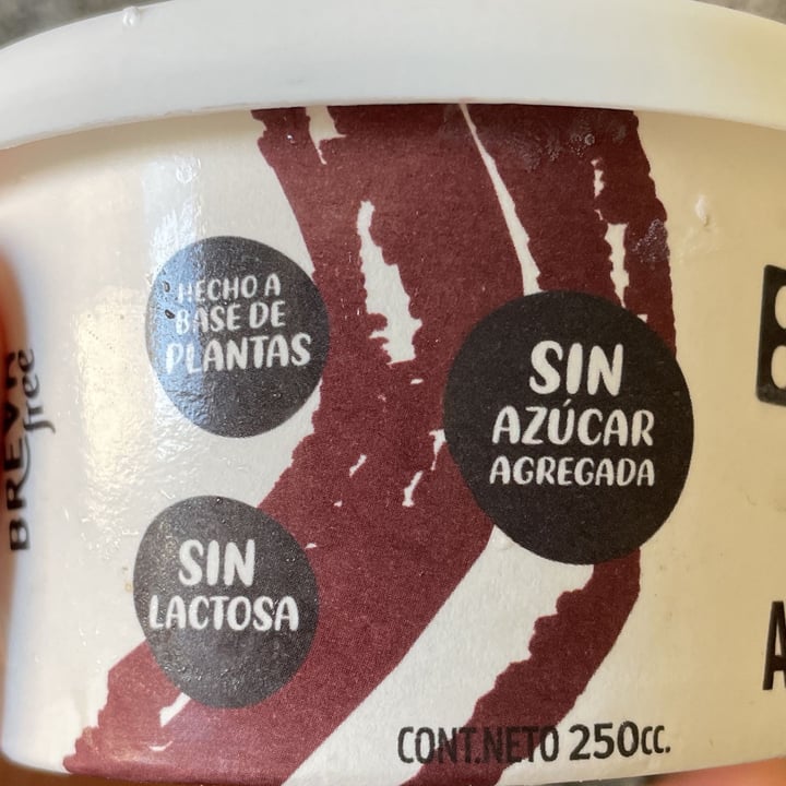 review photo of Break free Helado De Americana Con Frutos Del Bosque shared by @biancabruno on 04 Apr 2022 - review