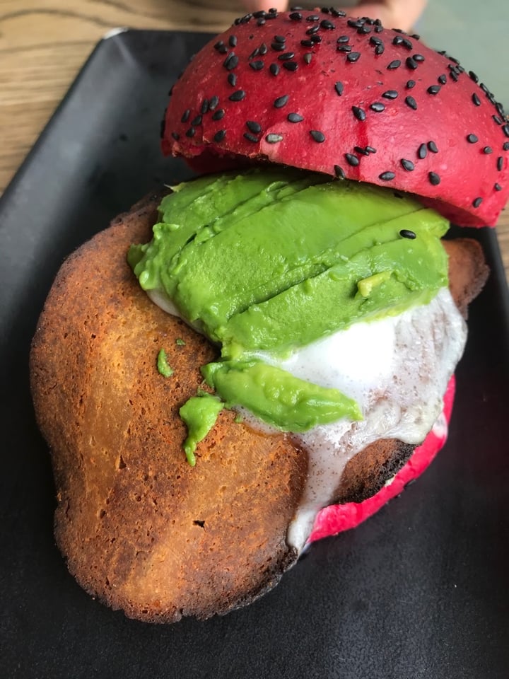 review photo of Hudsons The Burger Joint (Gardens) The Player Hater shared by @leozetteroode on 18 Feb 2020 - review