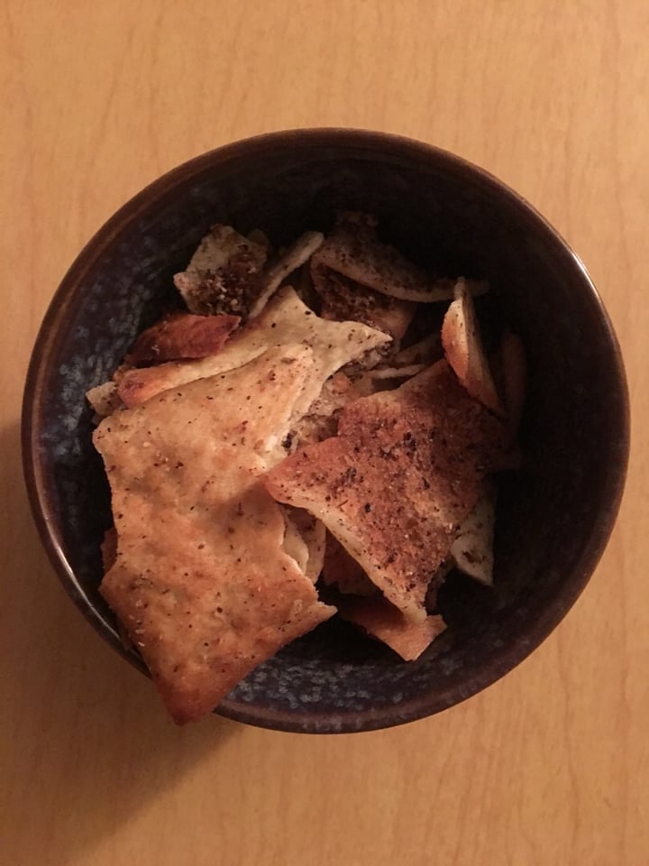 photo of Issa’s Za’atar and Thyme Pita Chips shared by @mol on  20 Oct 2020 - review