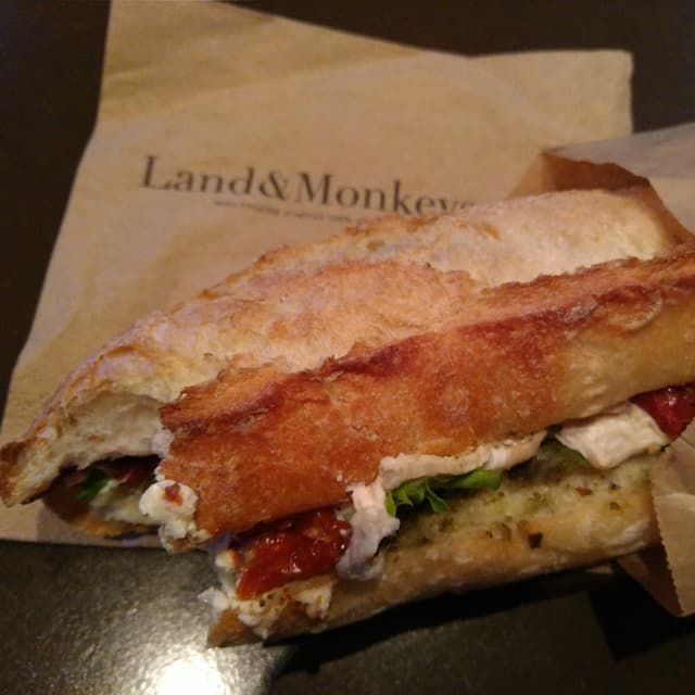 Photo of the dish “Sandwich méditerranéen”