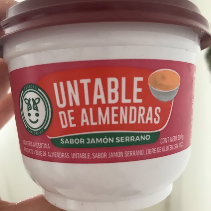 photo of Felices Las Vacas Untable de Almendras sabor Jamón Serrano shared by @casco on  20 Sep 2021 - review
