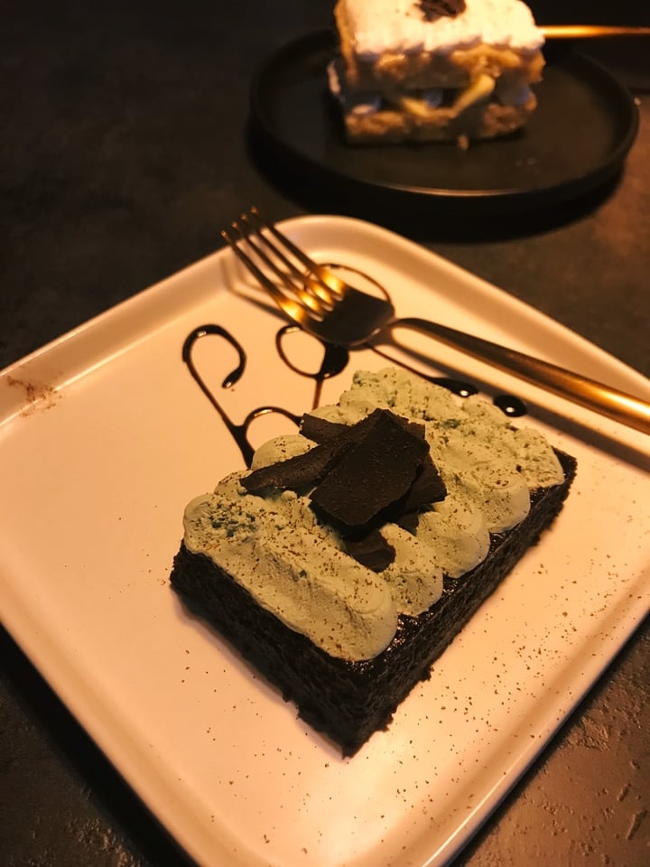 photo of Kusa Vegan - Bukit Bintang Matcha Chocolate Cake shared by @trangdang on  23 Nov 2019 - review