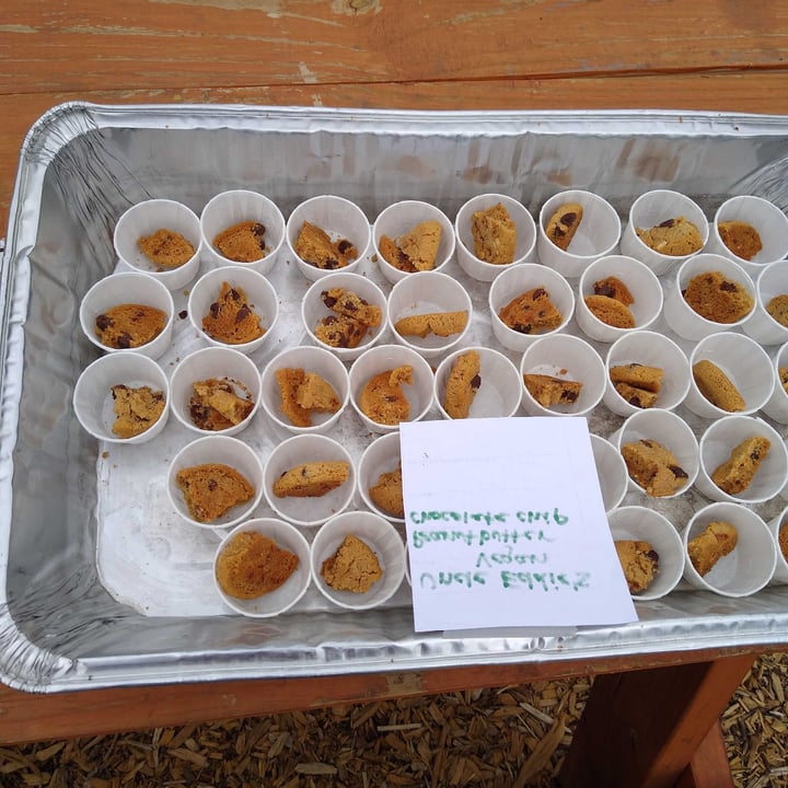 review photo of Uncle Eddie’s Vegan Chocolate Chip Cookies shared by @abtea on 15 May 2021 - review