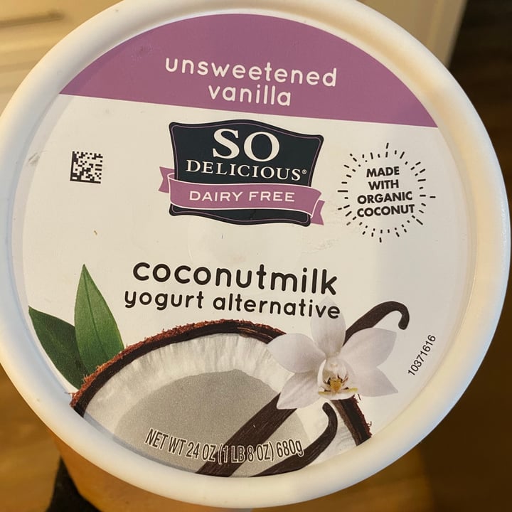 photo of So Delicious Dairy Free Unsweetened Coconut Milk Yogurt Alternative shared by @ceova on  30 Oct 2020 - review