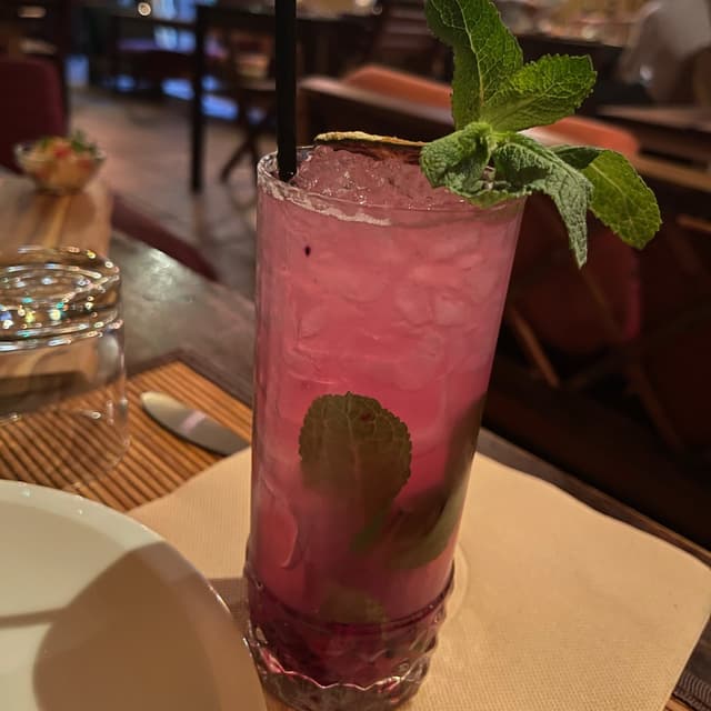 Photo of the dish “red dragon mojito”