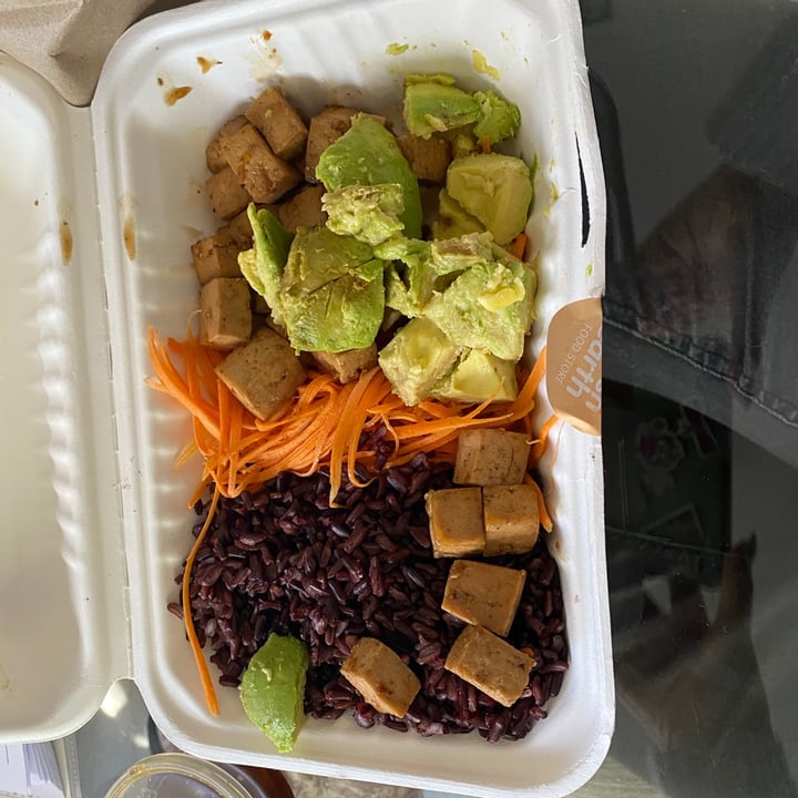 photo of Fresh Earth Food Store Asian Tofu Bowl shared by @herbivorousimogen on  02 Jun 2021 - review
